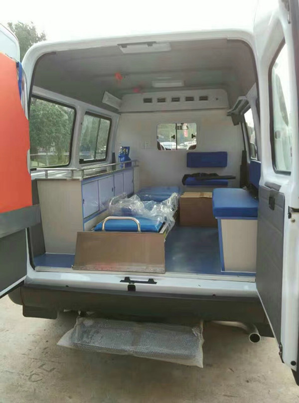 新全顺监护型救护车|福特新全顺救护车|福特新全顺短轴救护车 新全顺监护型救护车|福特新全顺救护车|福特新全顺短轴救护车