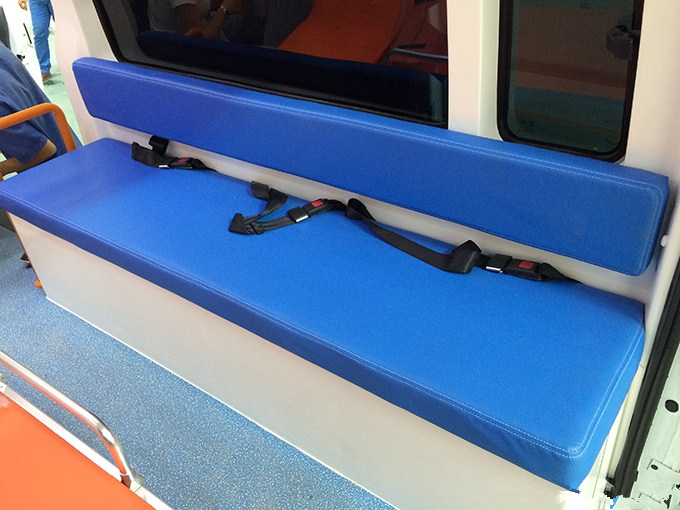 福特V348长轴超人高顶监护型救护车 福特V348长轴超人高顶监护型救护车